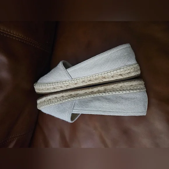 Burberry Tabitha Espadrilles with Black Logo Excellent Used 36 - Picture 3 of 11